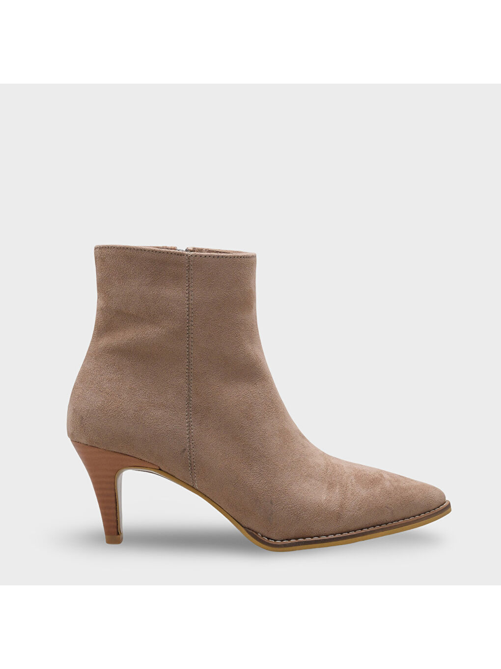 Bej Silva Kadın Bot