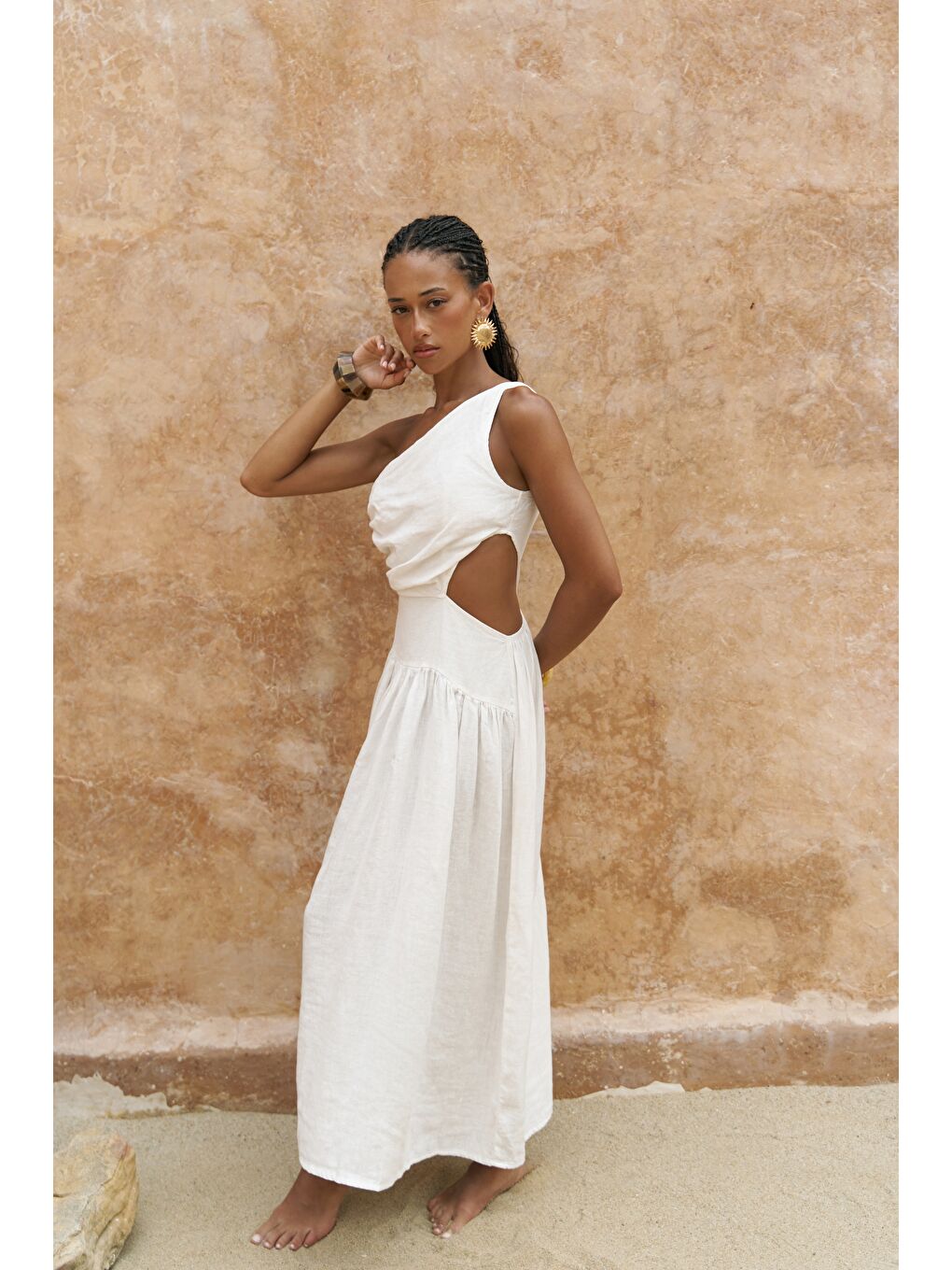 Mharia Asimetrik Detay Beyaz Uzun Keten Elbise-4