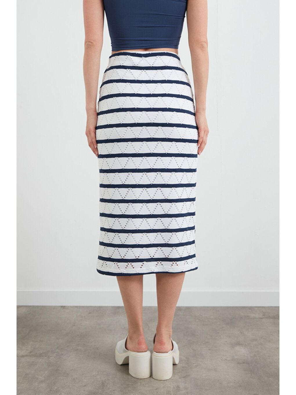 Lacivert Beli Lastikli Çizgili Triko Etek-3