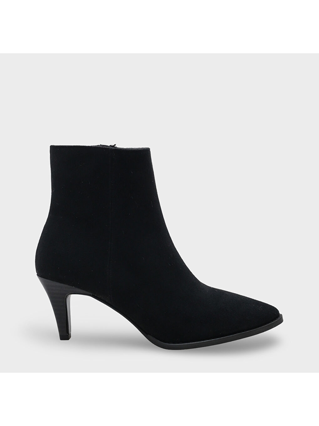 Siyah Silva Kadın Bot