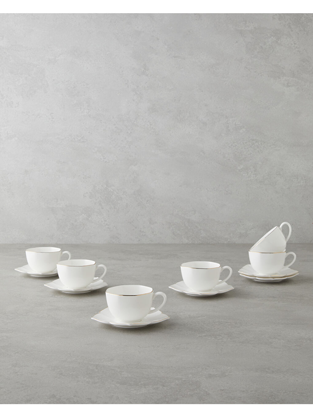 Pure Form New Bone China 12 Parça 6 Kişilik Kahve Fincan Takımı 90 ml Beyaz-Gold