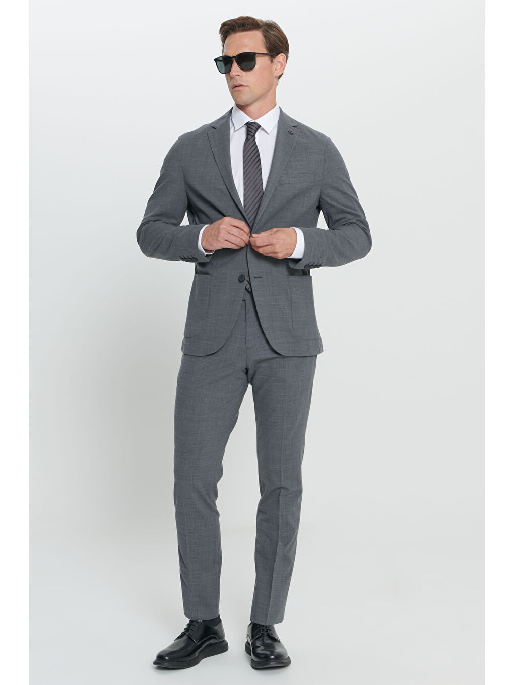 Erkek Gri Slim Fit Dar Kesim Mono Yaka Yünlü Takım Elbise-4