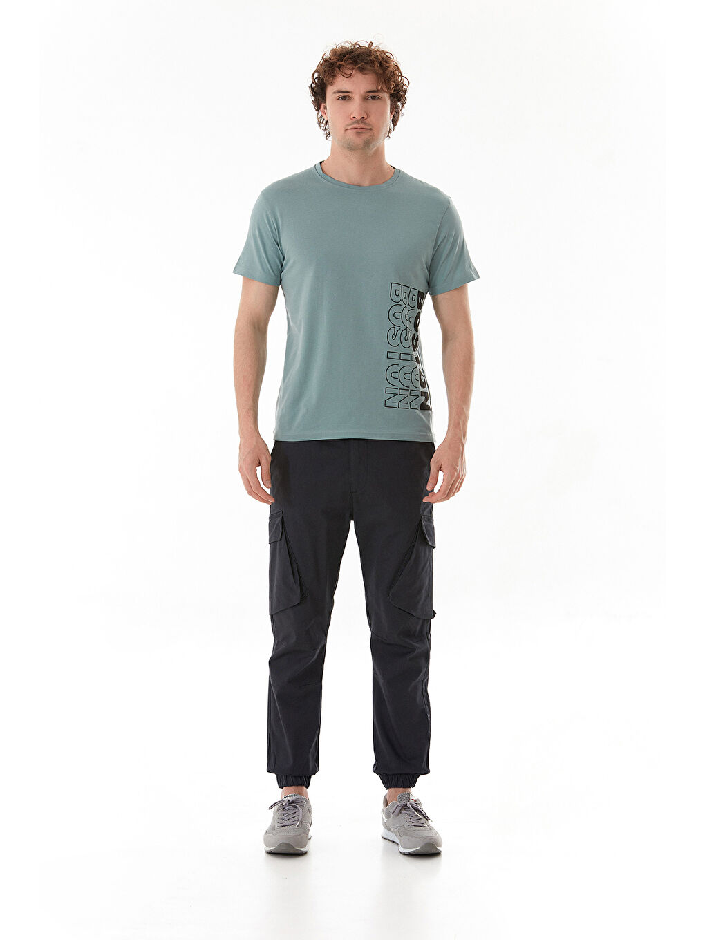 Yeşil Boston Yazı Baskılı Bisiklet Yaka Tişört-1