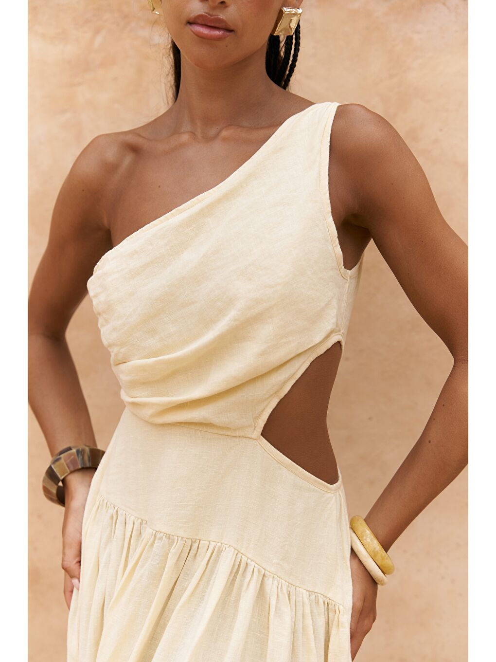 Mharia Asimetrik Detay Sarı Uzun Keten Elbise-7