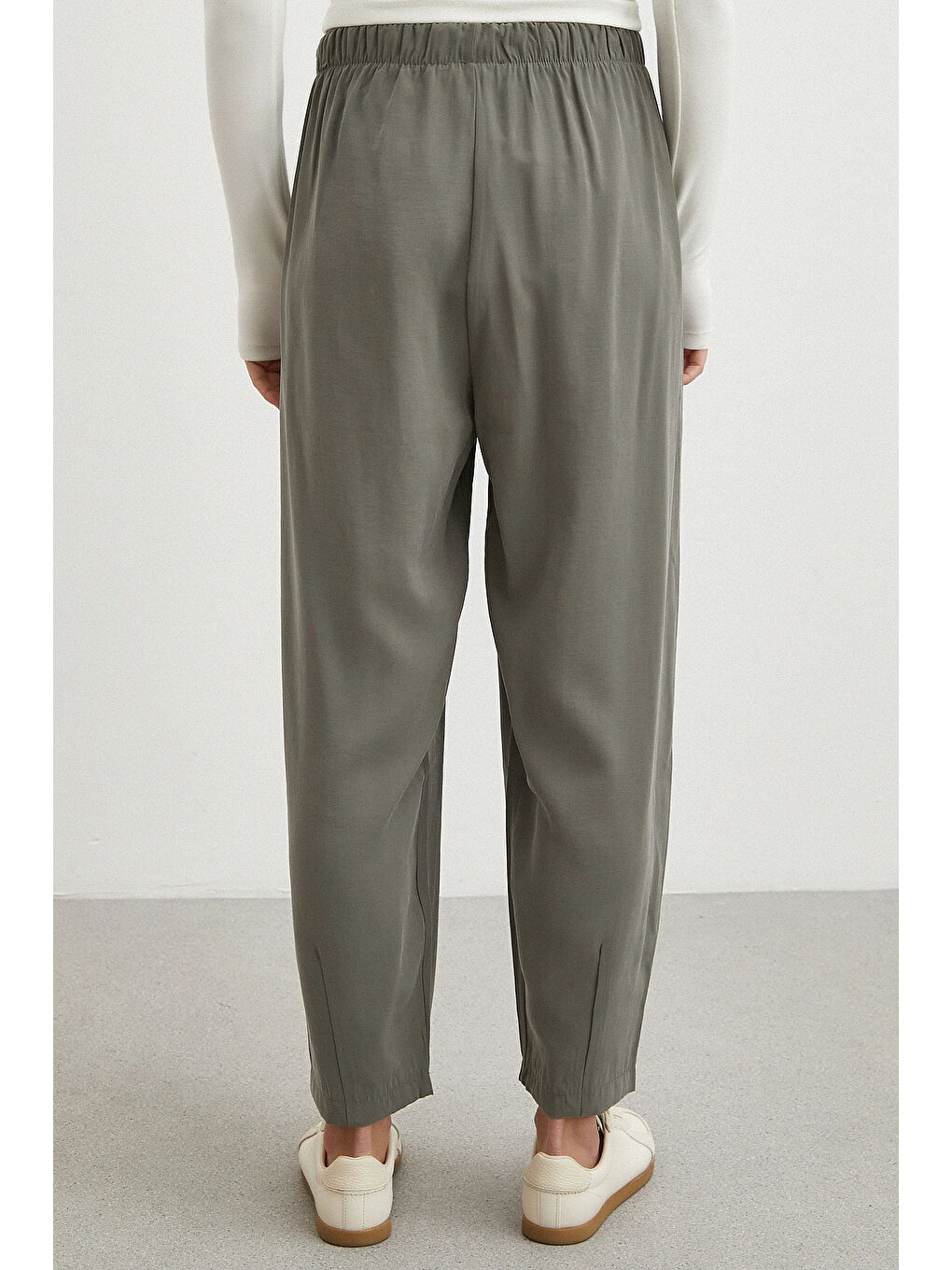 Bağcıklı Beli Lastikli Pileli Pantolon Haki-5