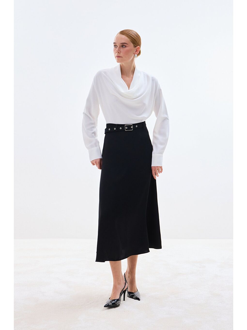 Kemerli Saten Etek - Siyah-1