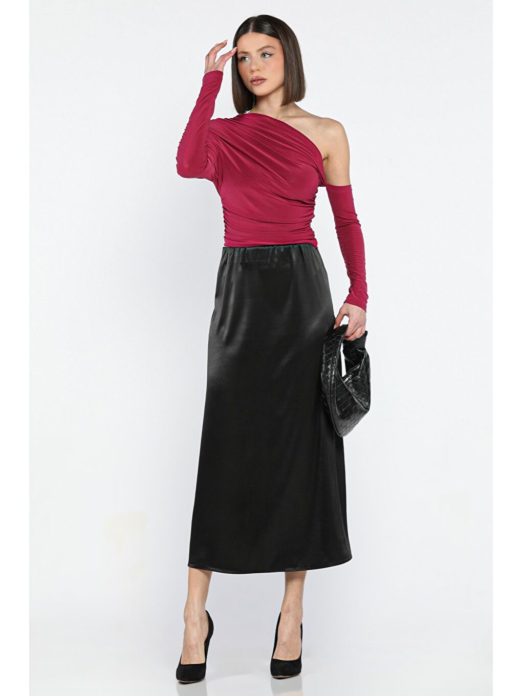 Siyah Kadın Bel Lastikli Saten Etek