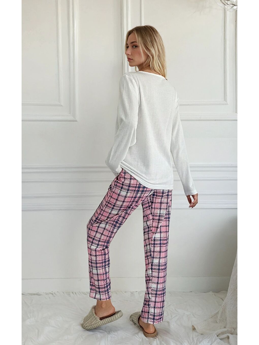 Beyaz Ayıcık Baskılı Süprem Kumaş Kadın Pijama Takımı-2