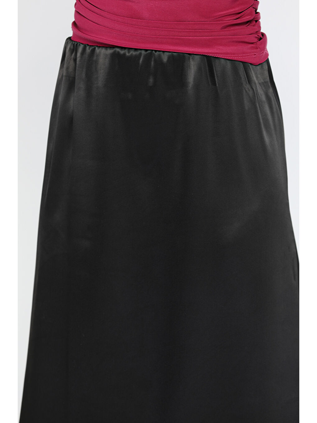Siyah Kadın Bel Lastikli Saten Etek-3