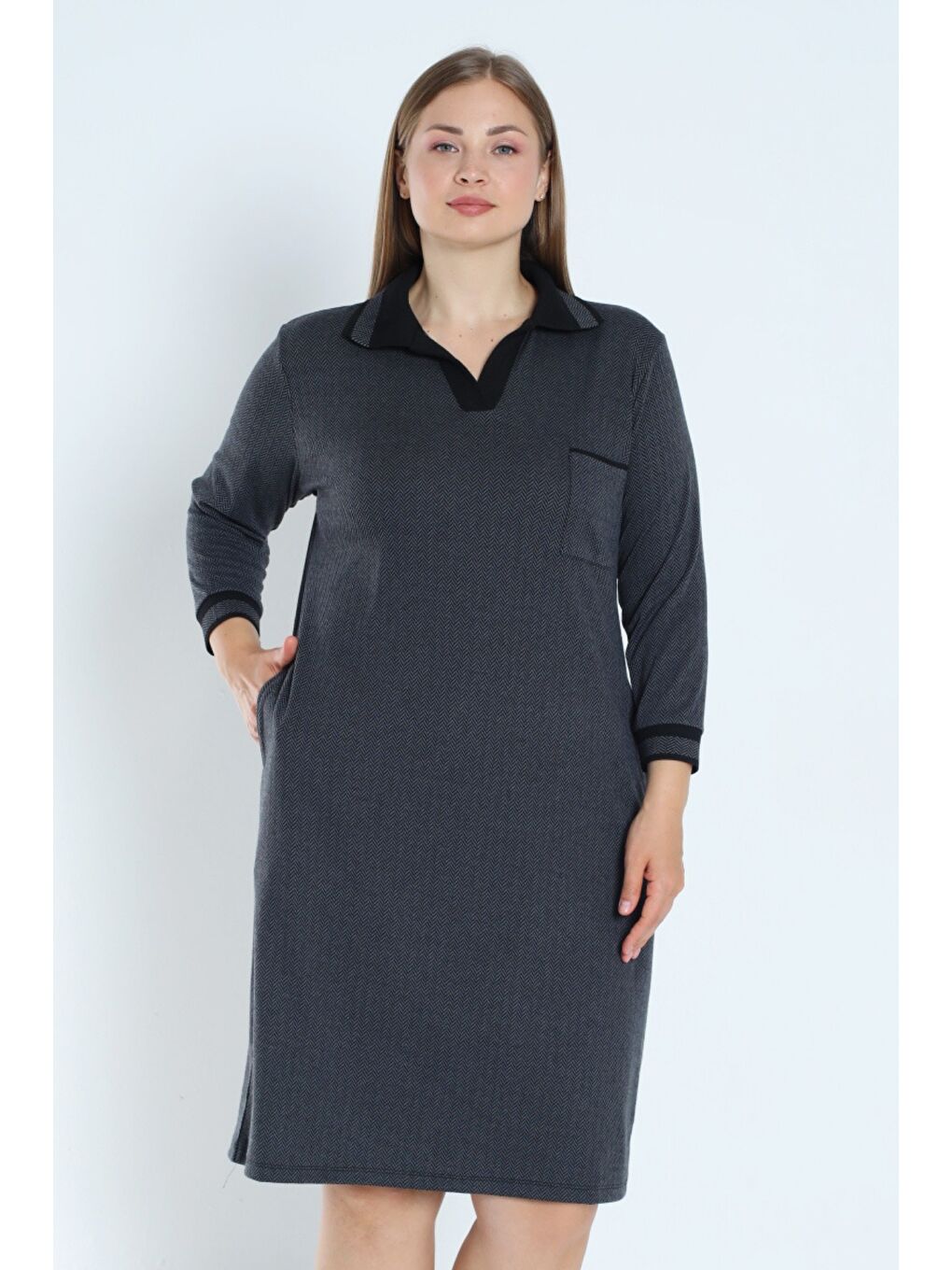 Antrasit Desenli Truvakar Kollu Cepli Polo Yaka Jakarlı Kadın Büyük Beden Elbise