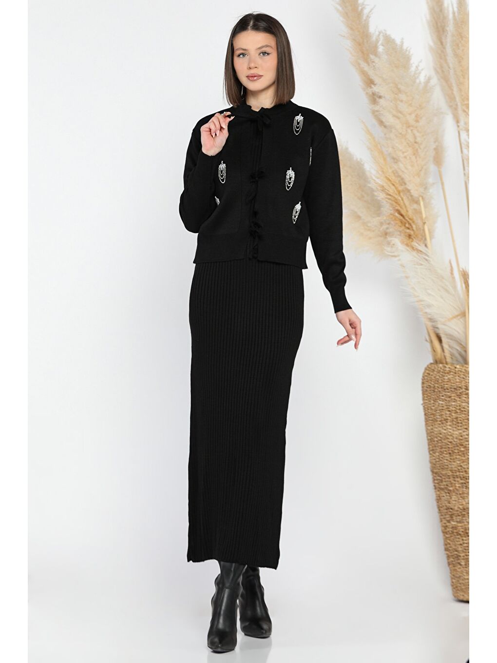 Siyah Kadın İnci Ve Taş İşlemeli Triko Elbise Hırka İkili Takım-1