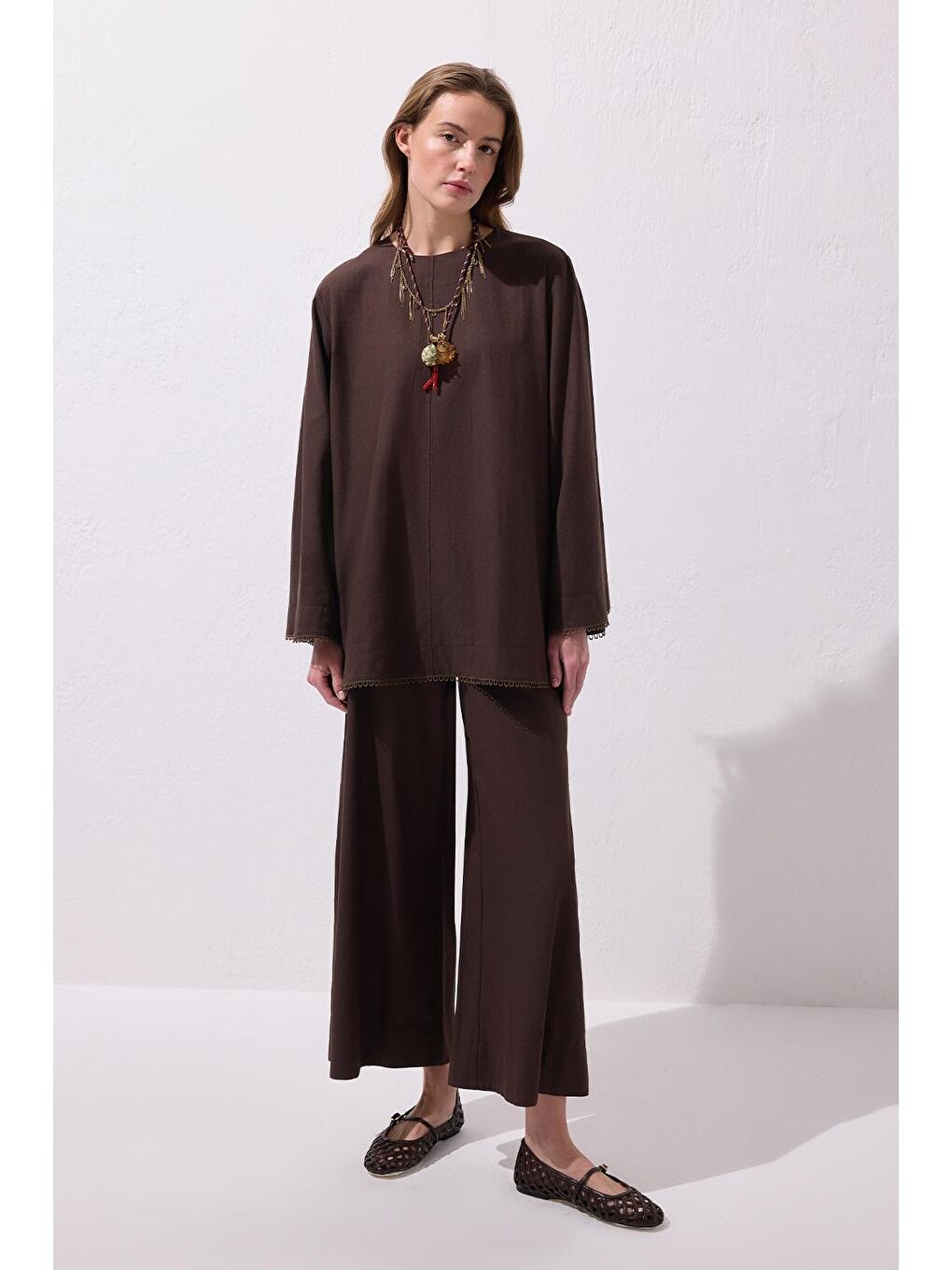 Kahverengi Faye Fistolu Keten Bluz Pantolon Takım Kahve-3