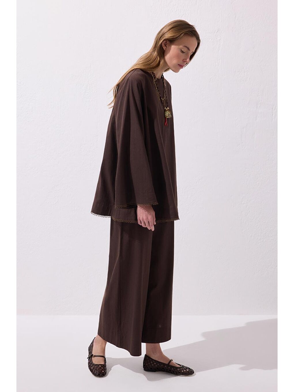 Kahverengi Faye Fistolu Keten Bluz Pantolon Takım Kahve-6