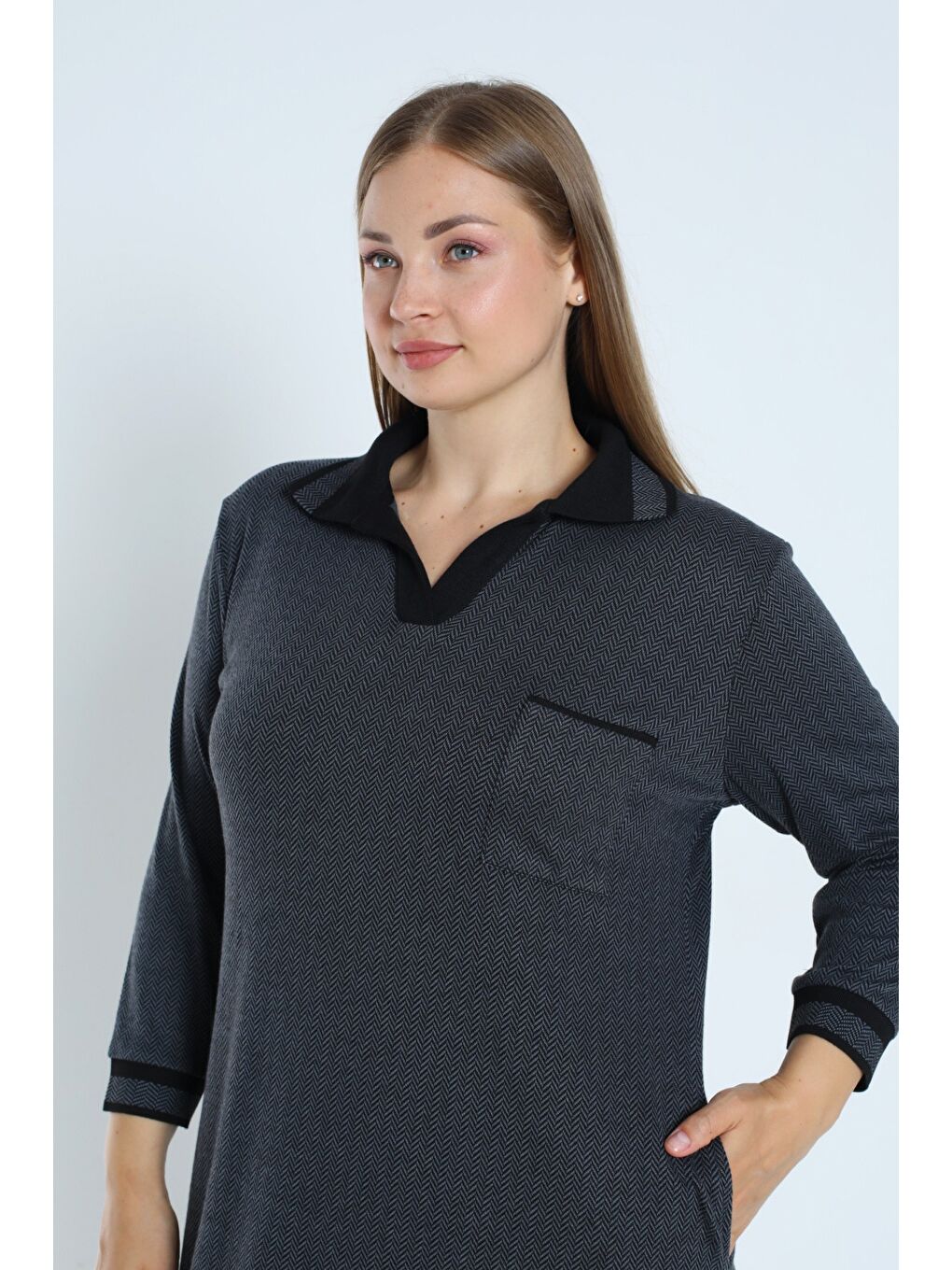 Antrasit Desenli Truvakar Kollu Cepli Polo Yaka Jakarlı Kadın Büyük Beden Elbise-3