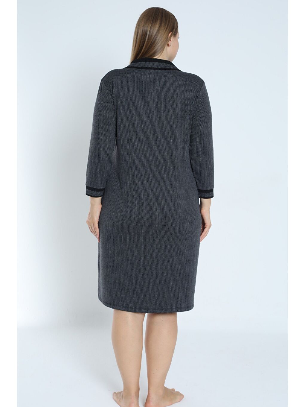 Antrasit Desenli Truvakar Kollu Cepli Polo Yaka Jakarlı Kadın Büyük Beden Elbise-4