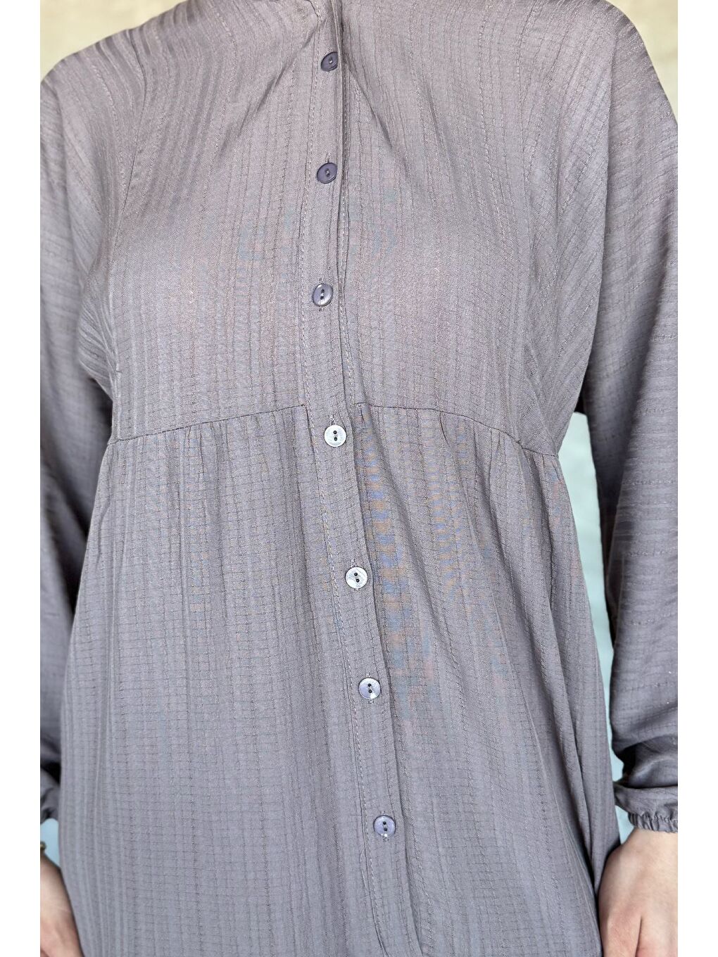 Bej Düğme Detaylı Fırfırlı Tesettür Elbise-5