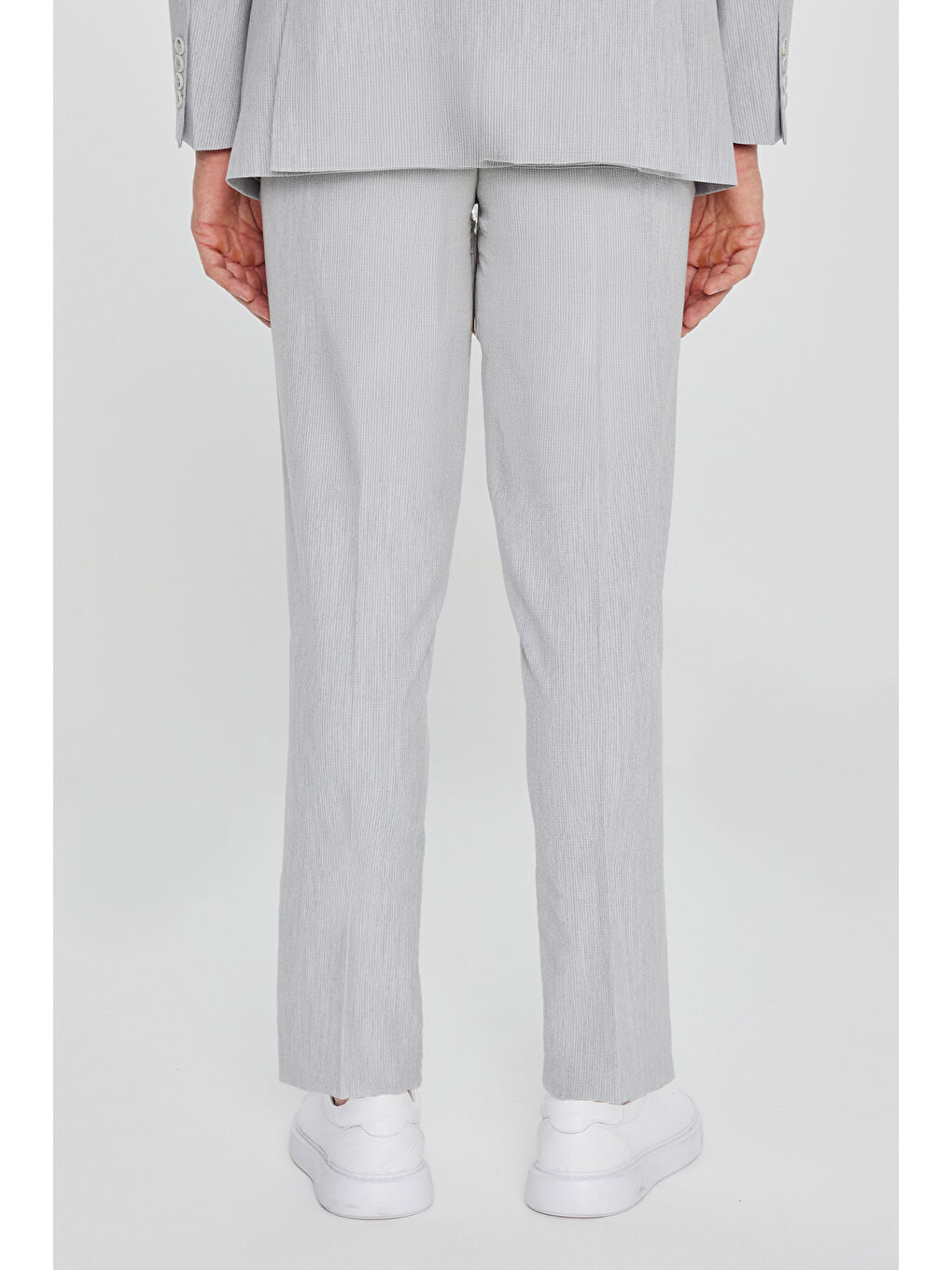 Erkek Gri Slim Fit Kırlangıç Yaka Kapak Cepli Kruvaze Takım Elbise-6