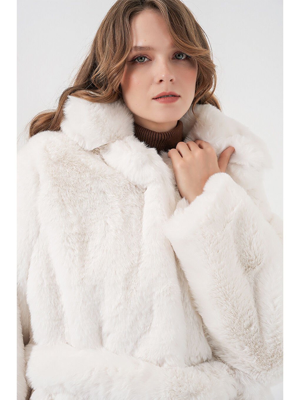 Kadın Pelüş Kürk Mont 5234 - Ekru-3