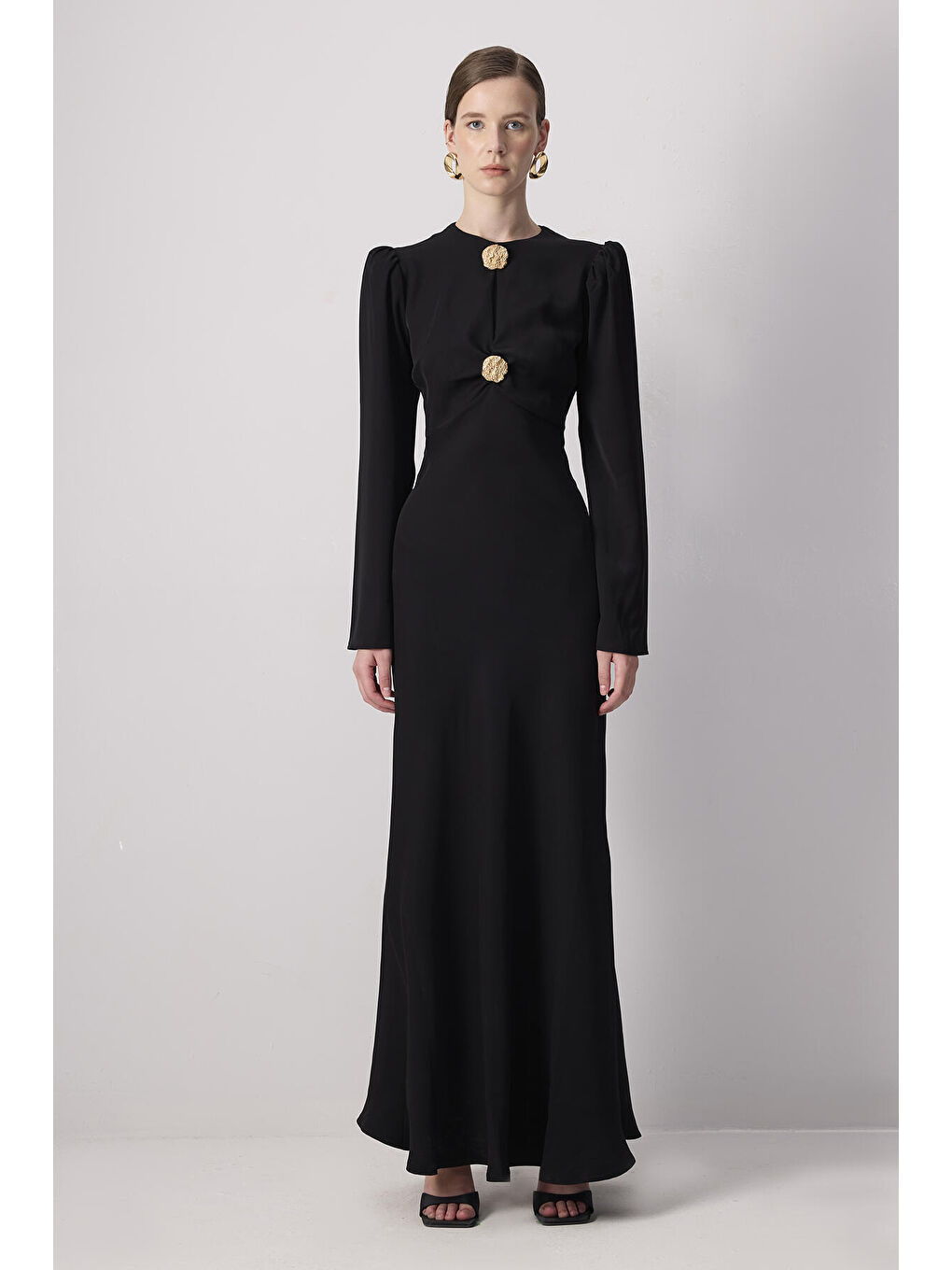 Siyah Düğme Detaylı Elbise