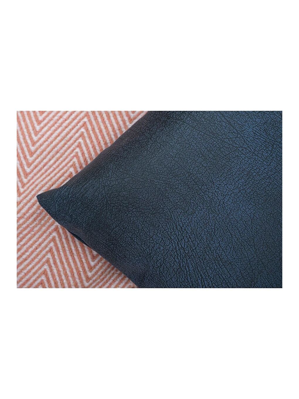 Süet Dokulu Mermer  Desenli Petrol Rengi Kırlent Kılıfı-1