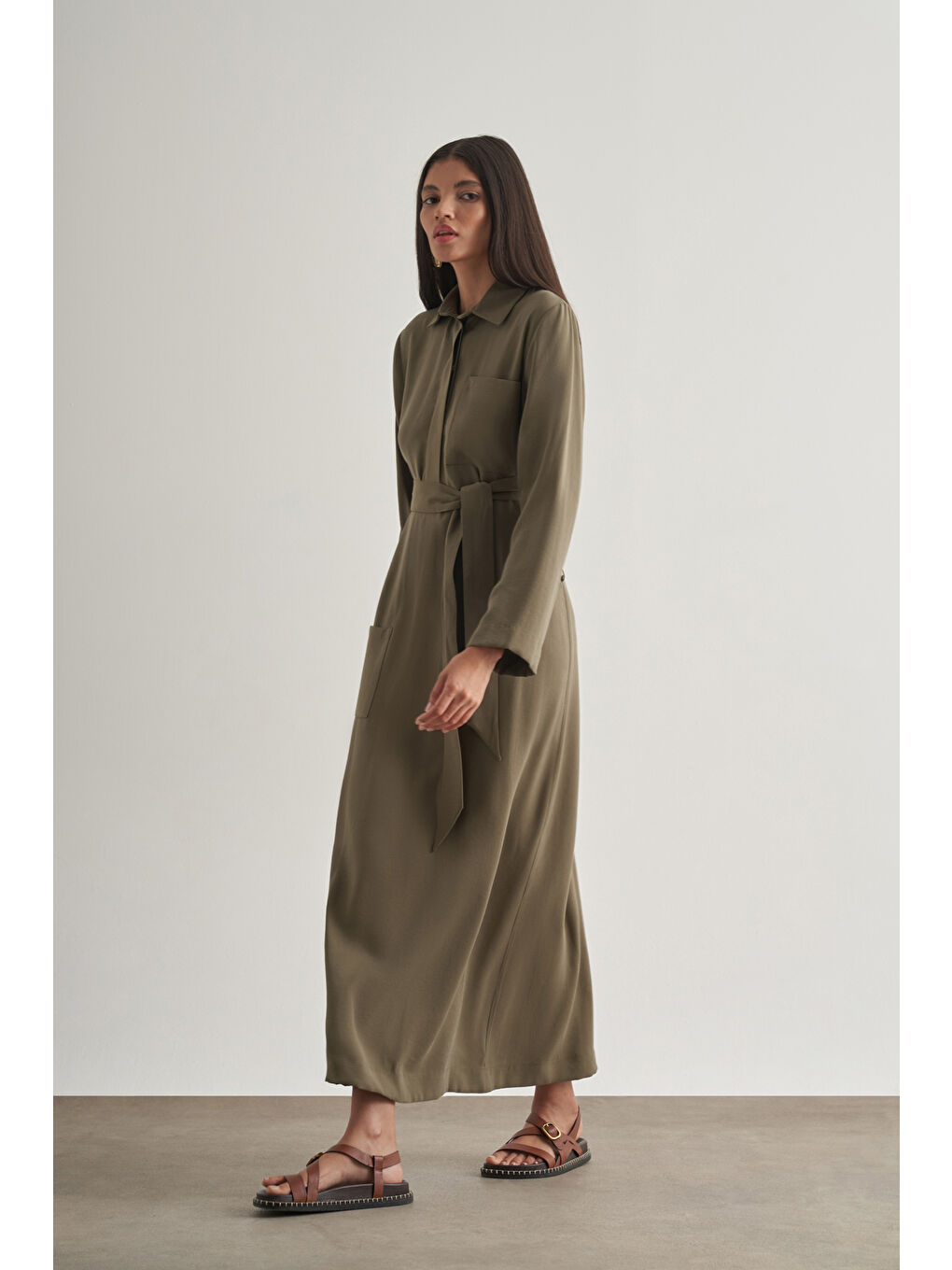 Modal Karışımlı Kuşaklı Haki Uzun Gömlek Elbise-1
