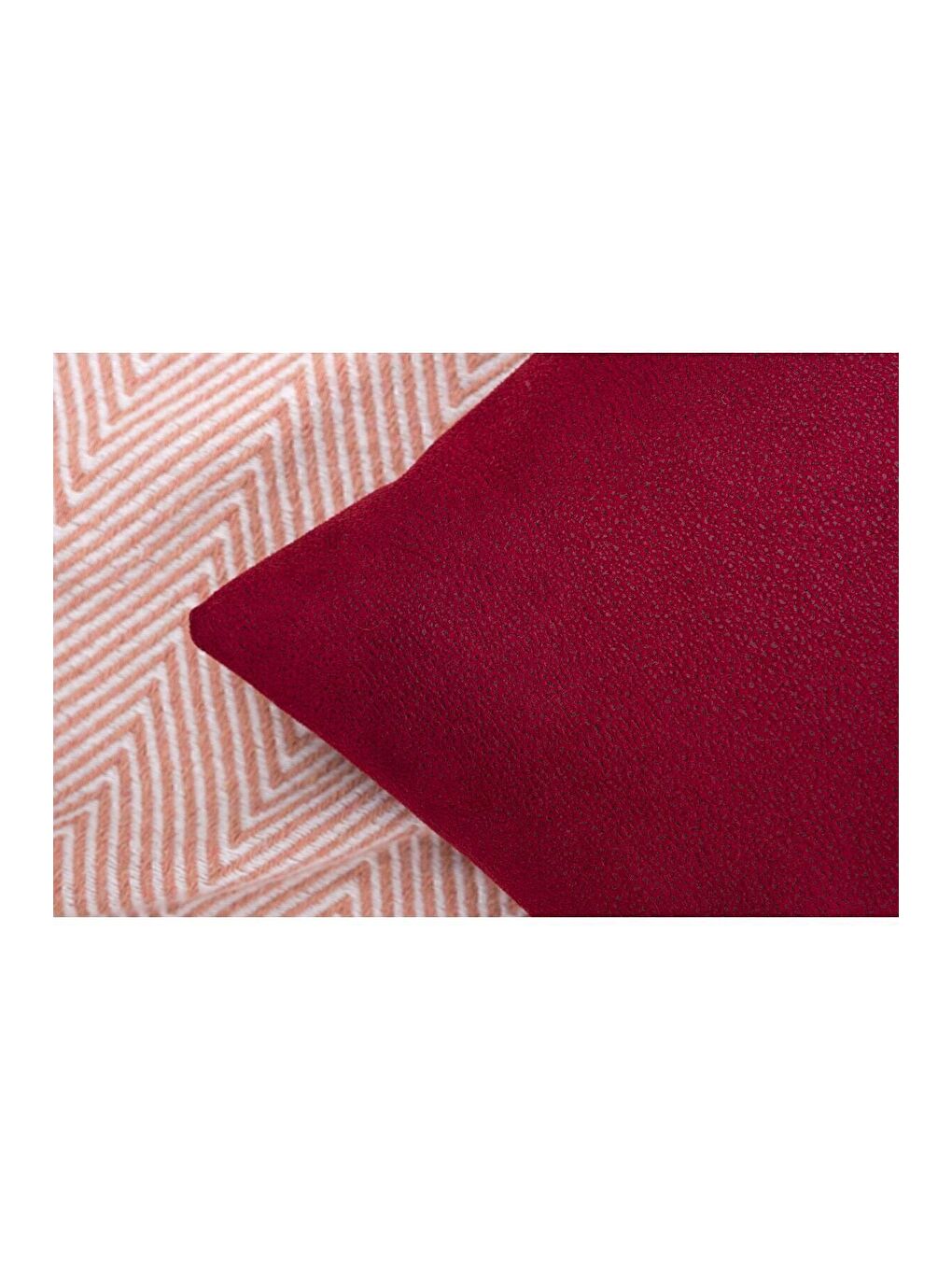 Süet Dokulu Mermer  Desenli Bordo Kırlent Kılıfı-1