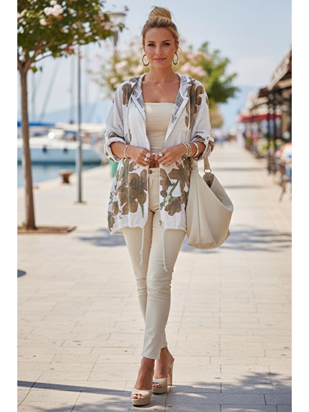 İtalyan Beyaz Düğmeli Uzun Kollu Cepli Kapüşonlu Fermuarlı Baskılı Regular Boy Dokuma Ceket 68 65-3