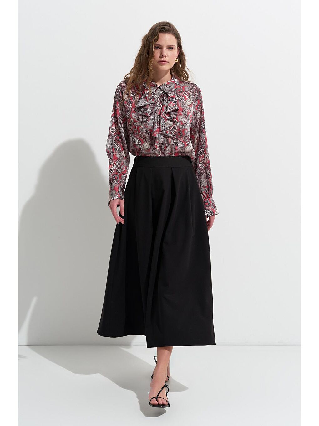 Poli Pilikaşe Etek Siyah-1