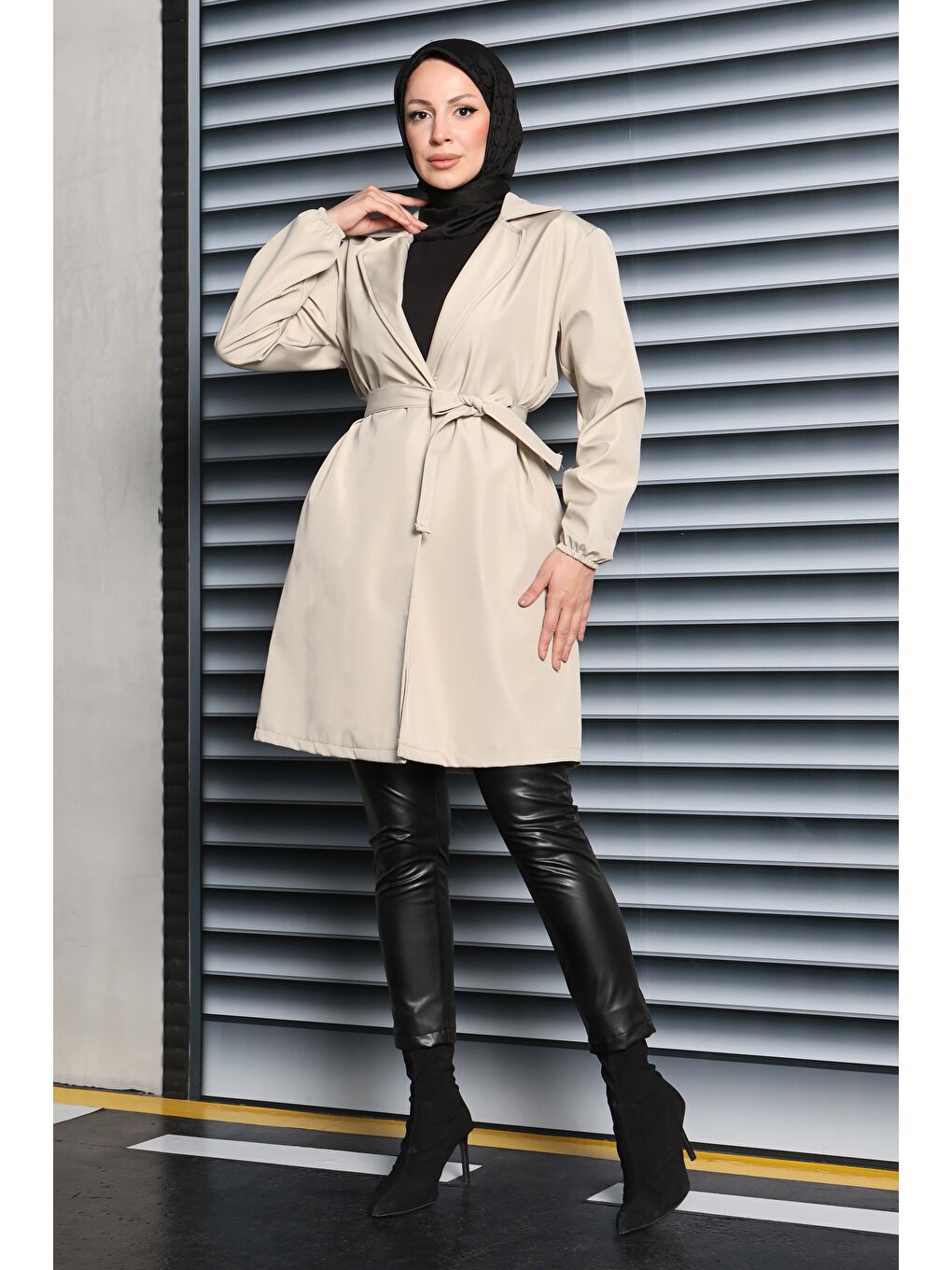 Ekru Kuşaklı Kolu Lastikli Miranda Trençkot Krem - 27799-KREM