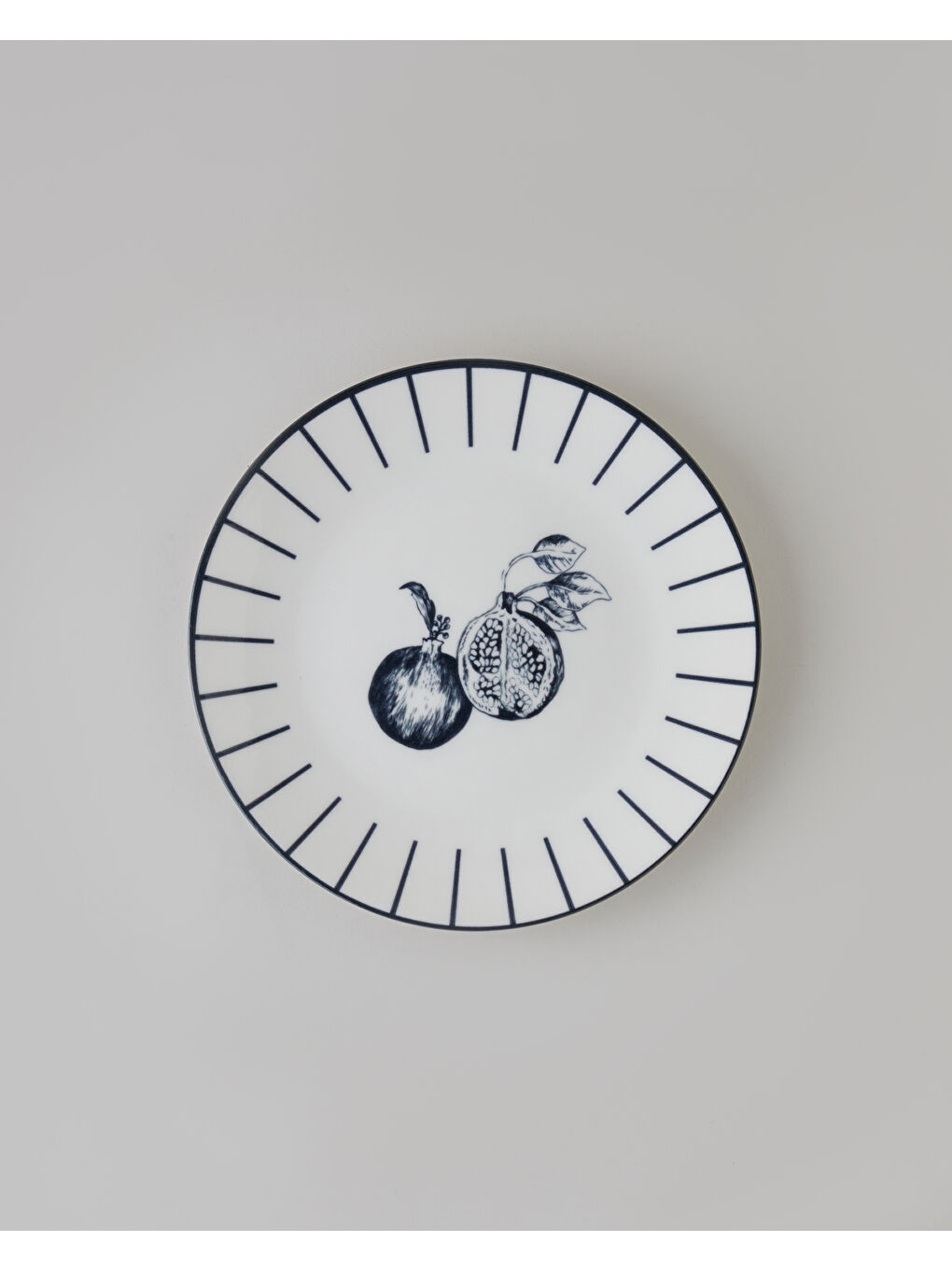 Pomara Porselen Kahvaltı ve Sunum Seti 18 Parça 6 Kişilik Lacivert-Beyaz-2