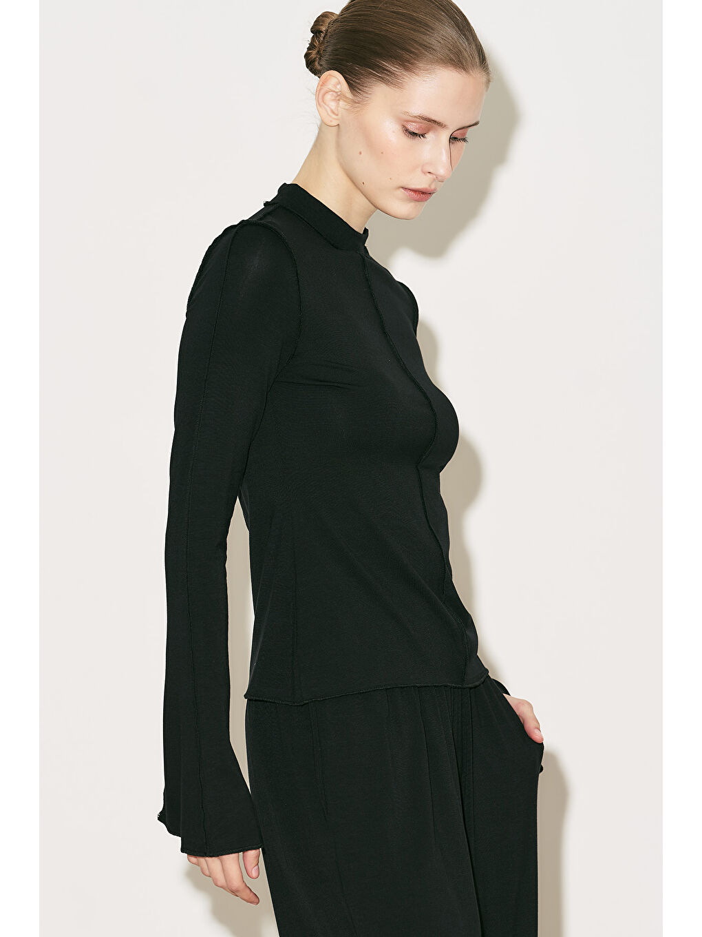 Easy Geniş Uzun Kol Bluz Siyah-1