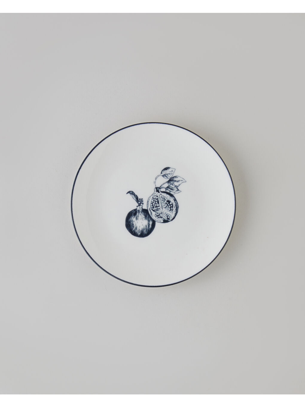 Pomara Porselen Kahvaltı ve Sunum Seti 18 Parça 6 Kişilik Lacivert-Beyaz-4