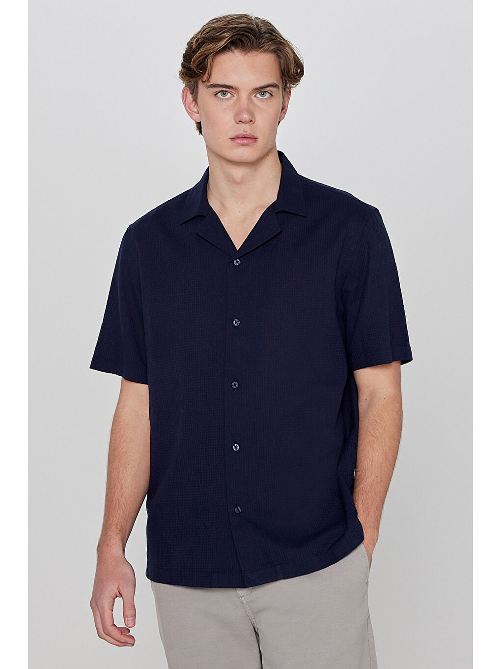 Lacivert Resort Yaka Kısa Kollu Gömlek