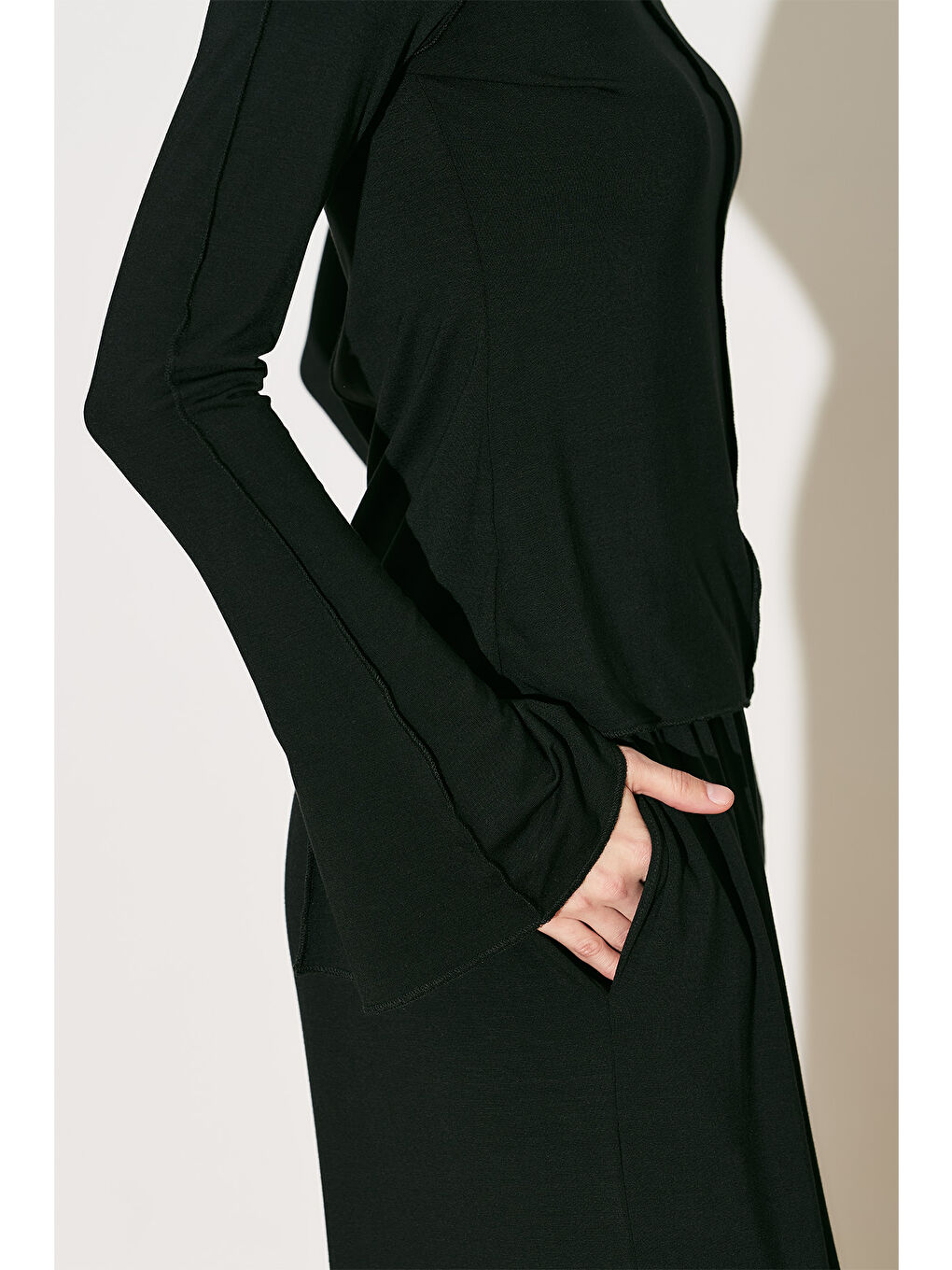 Easy Geniş Uzun Kol Bluz Siyah-3