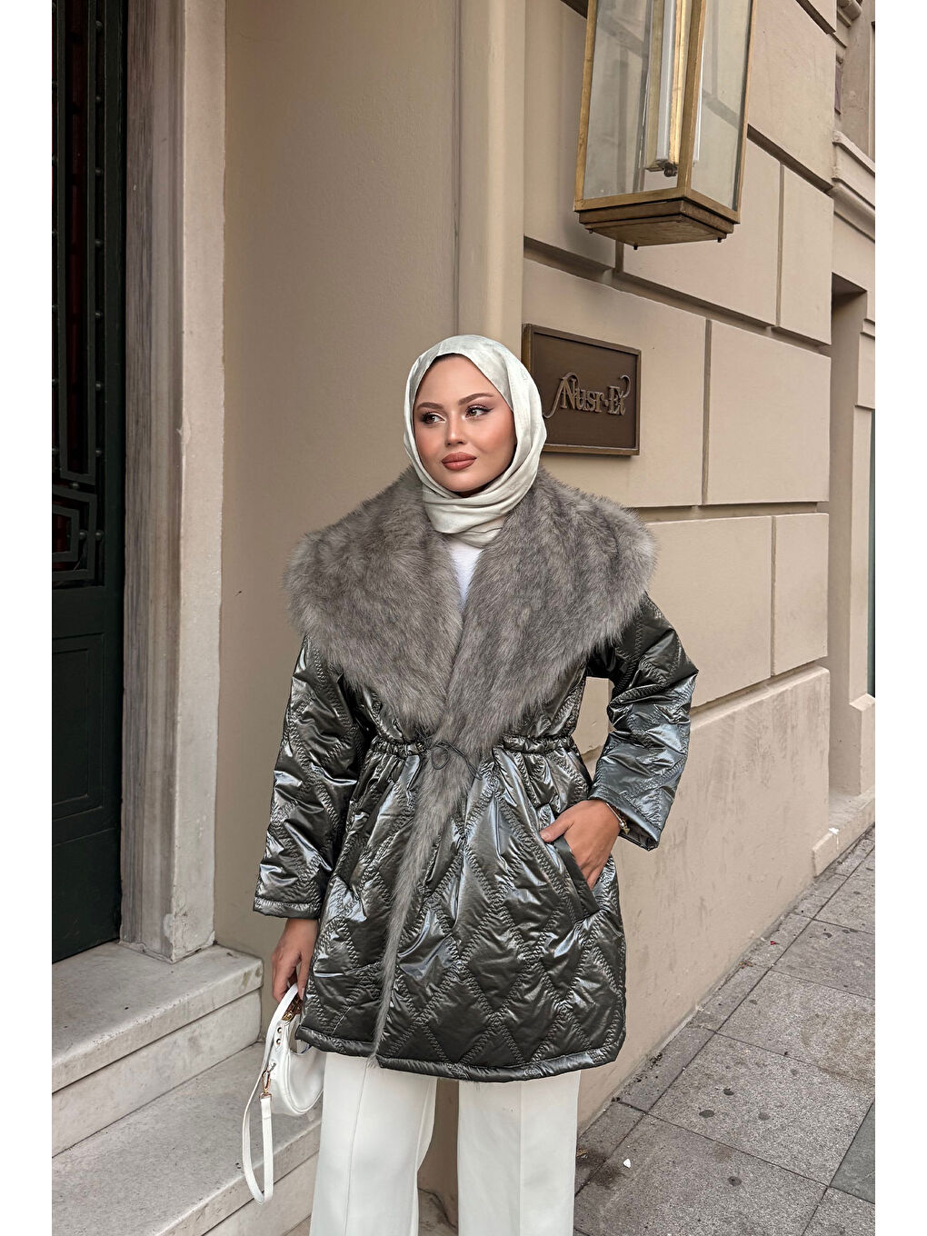 Kadın Yaka Kürklü Dikiş Detay Mont Antrasit