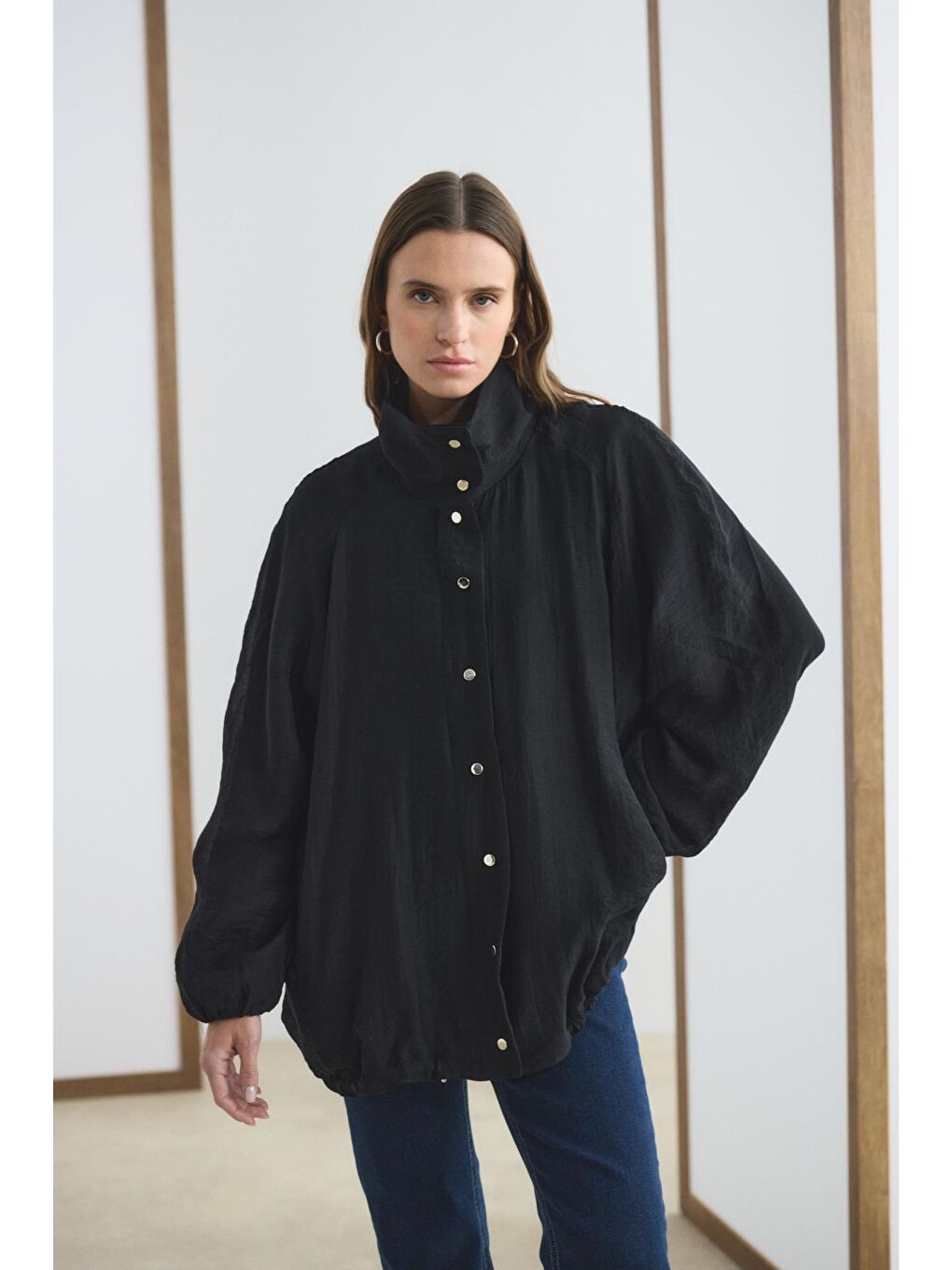 Dik Yaka Büzgülü Bomber Ceket Siyah