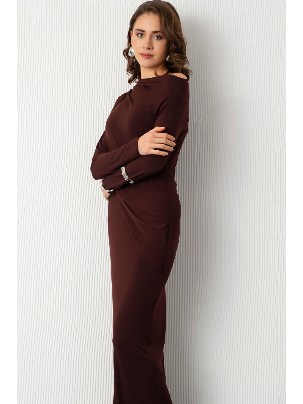 Kadın Kahverengi Düğüm Detay Uzun Örme Elbise-2