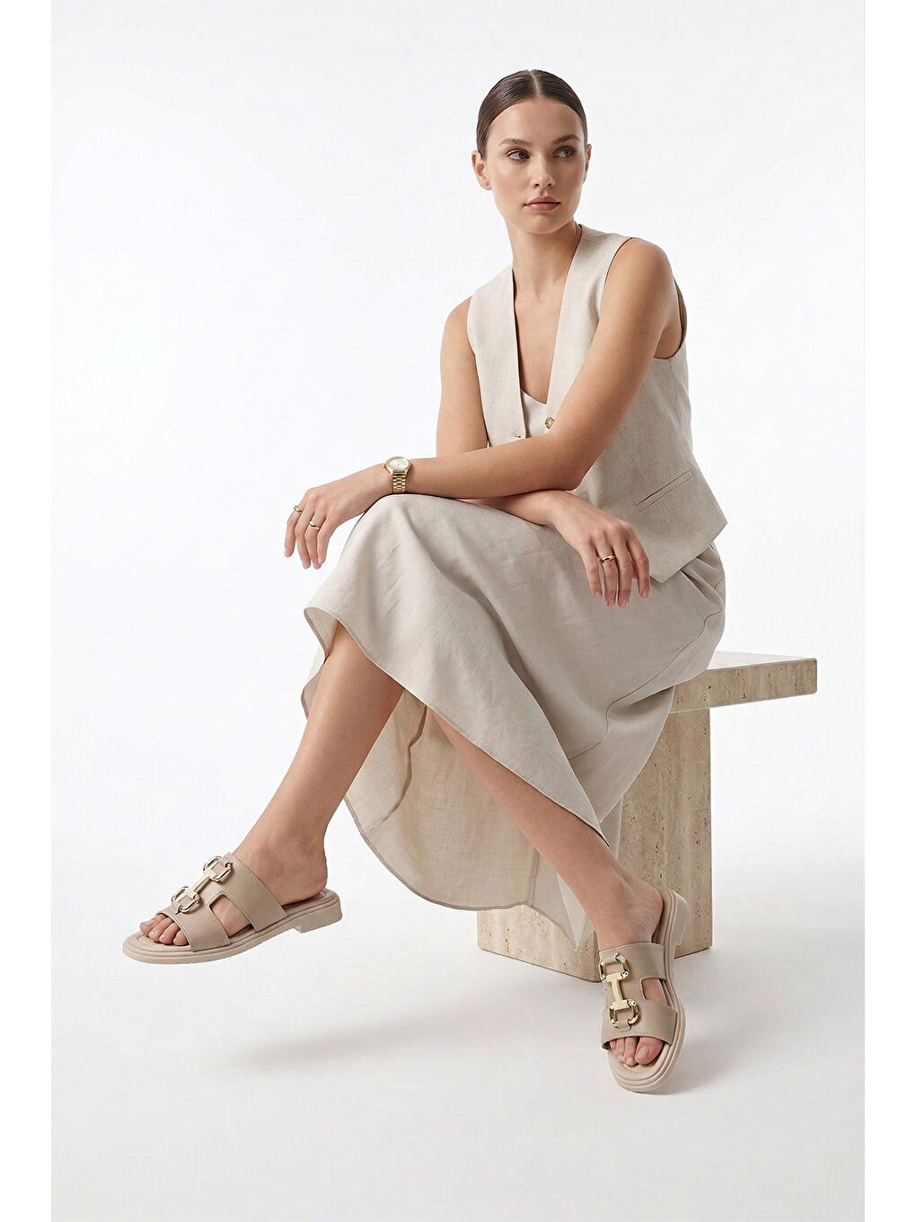 Bej Kadın YENİ BEJ Tokalı Günlük Terlik-2