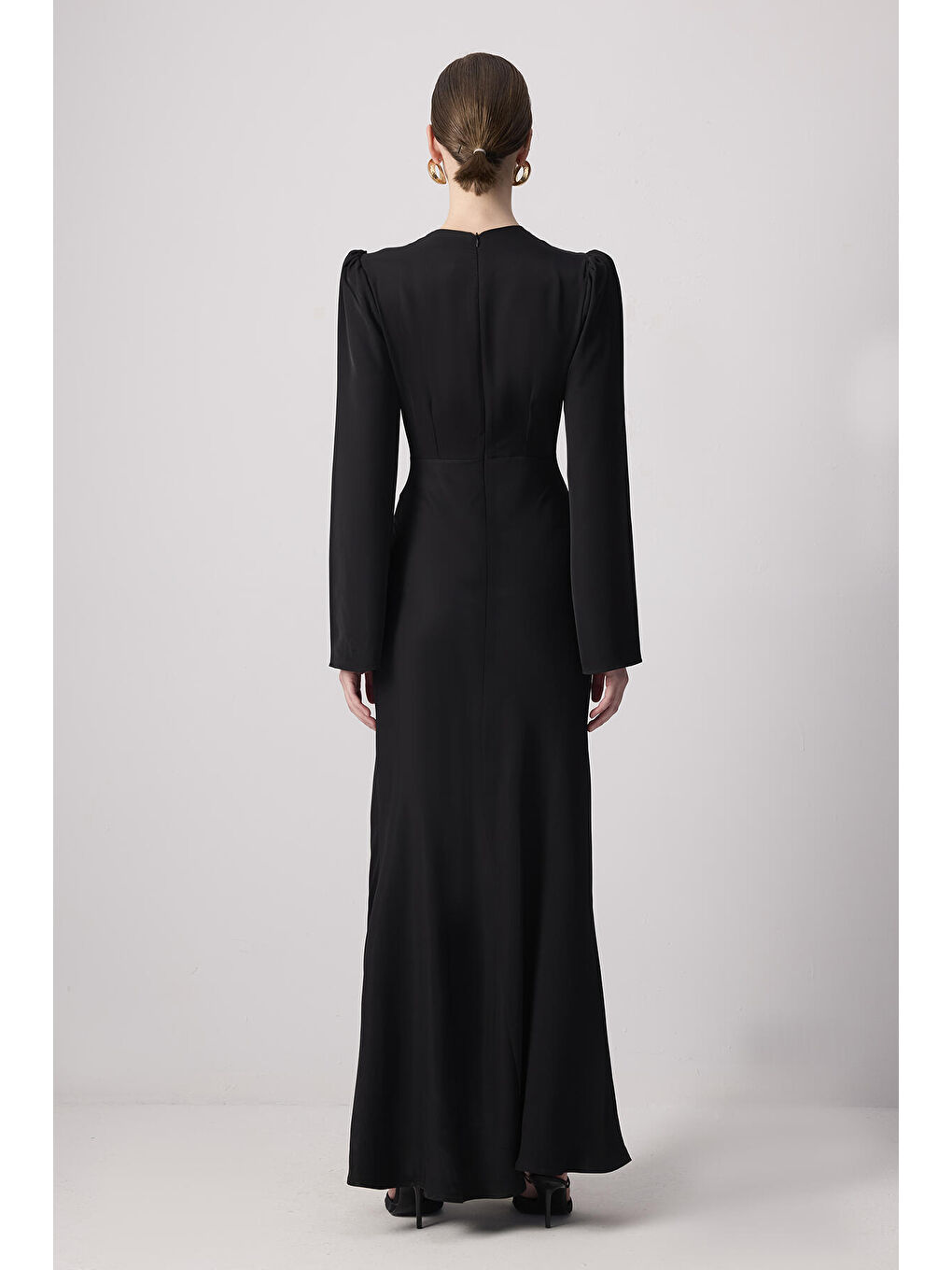 Siyah Düğme Detaylı Elbise-3