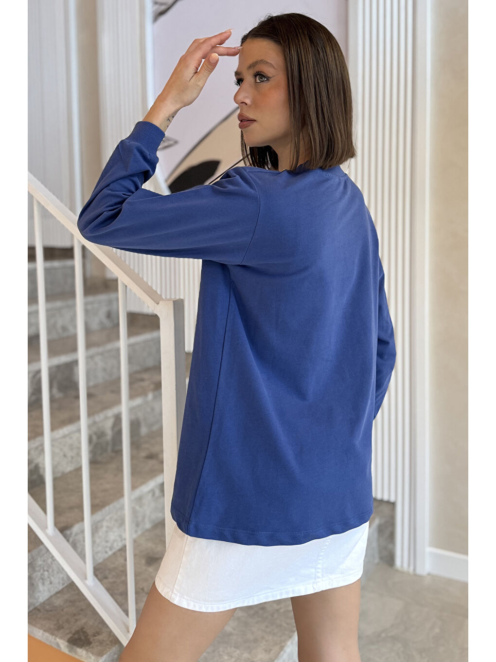 İndigo Kadın Bisiklet Yaka Aksesuar Detaylı Bluz-3