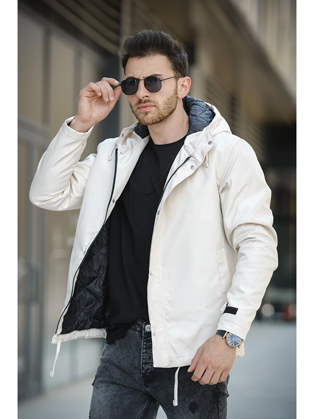 Ekru Quito Slim Fit Bağcık Detaylı Su İtici Kapüşonlu Erkek Mont