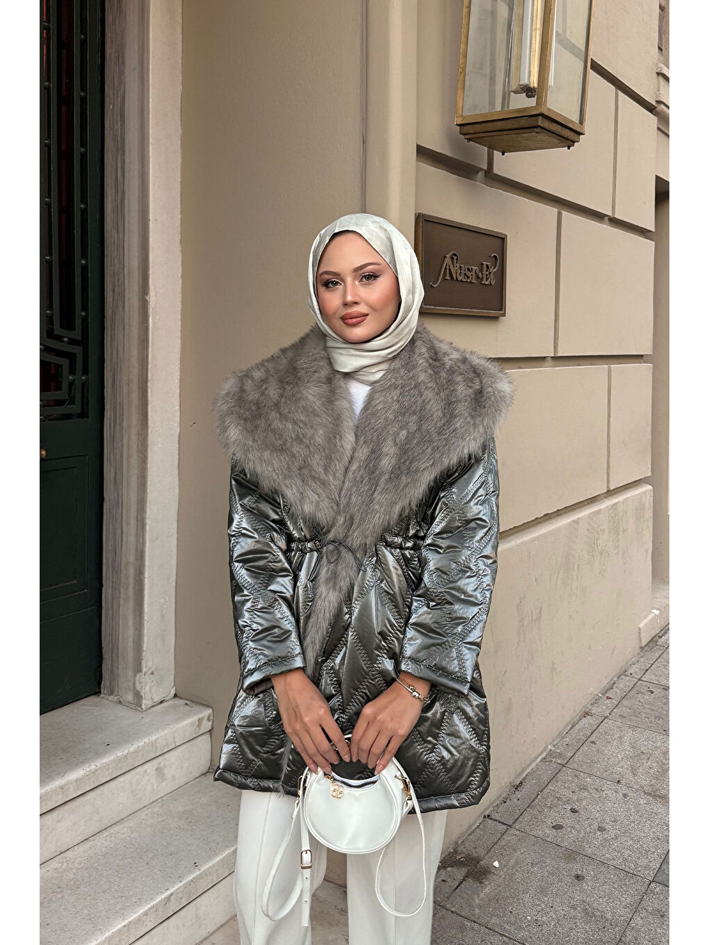 Kadın Yaka Kürklü Dikiş Detay Mont Antrasit-3