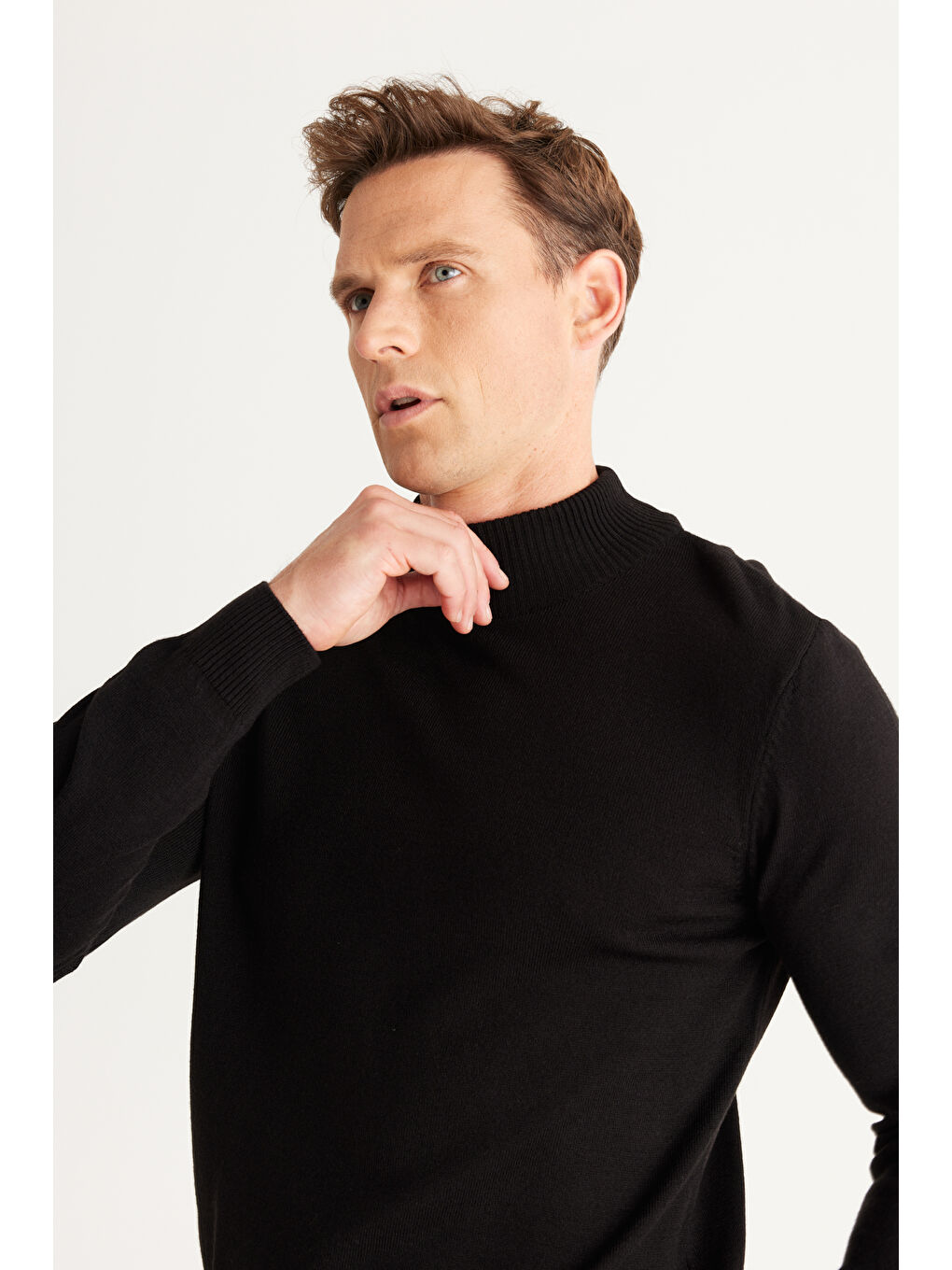 Erkek Siyah Tüylenme Yapmayan Anti-Pilling Standart Fit Yarım Balıkçı Yaka Triko Kazak-10