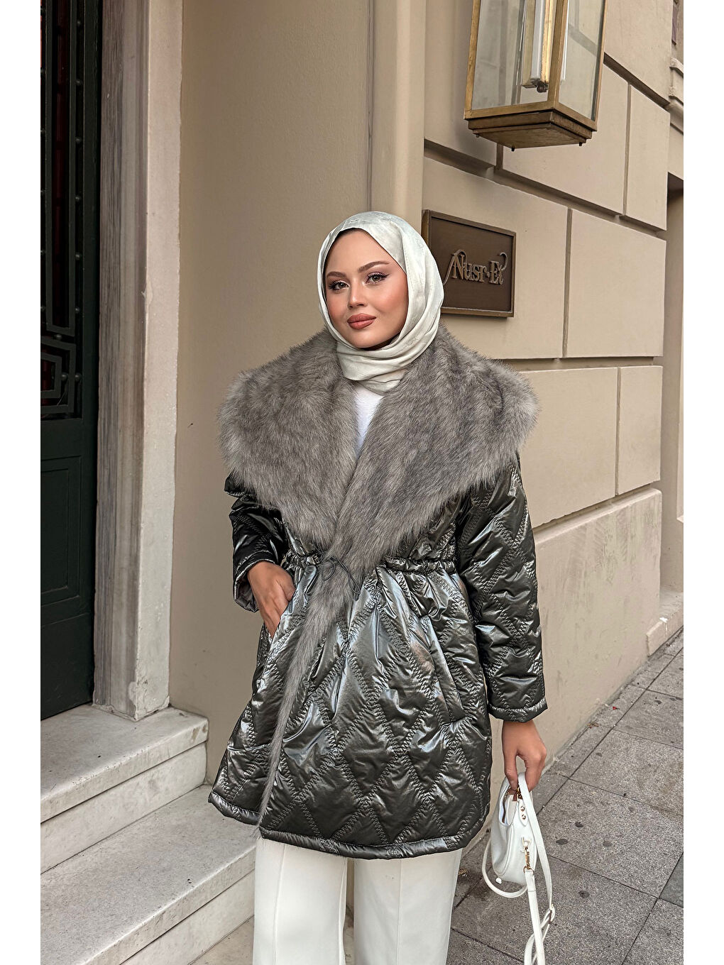 Kadın Yaka Kürklü Dikiş Detay Mont Antrasit-4