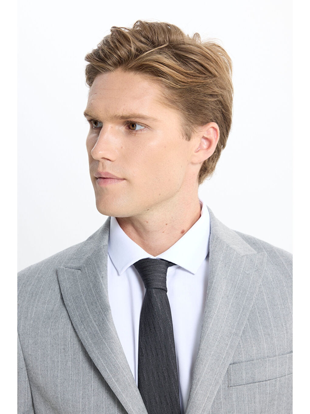 Erkek Gri Slim Fit Dar Kesim Kırlangıç Yaka Çizgili Kapak Cepli Esnek Takım Elbise-6