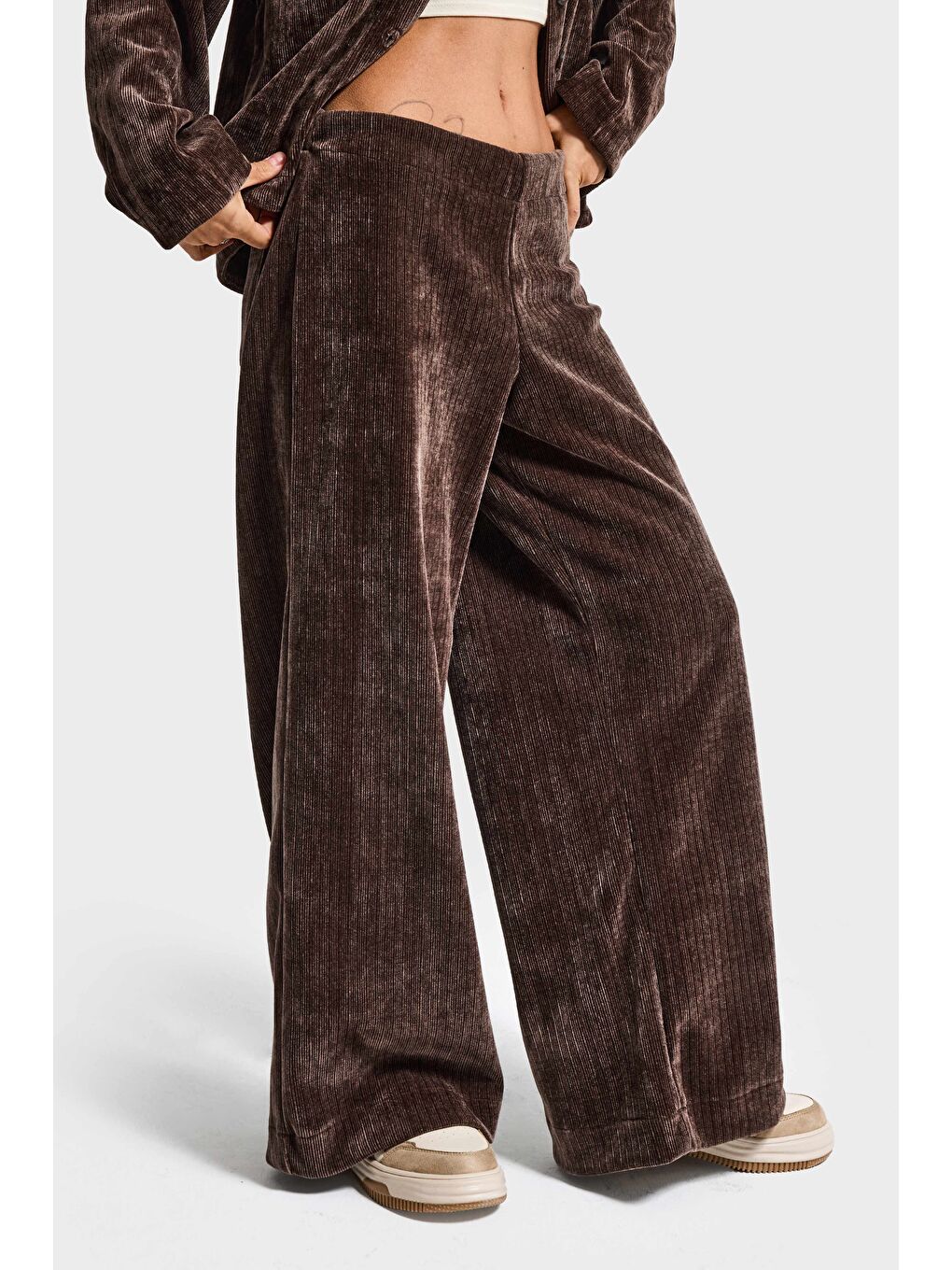 Kadın Kahverengi w5-16 Palazzo Fit Velvet Kadife Kumaş Pantolon-4