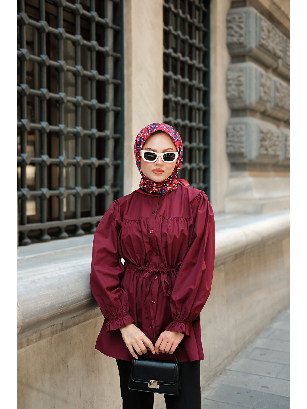 Kadın Robadan Büzgü Detaylı Balon Kol Gömlek Bordo-1