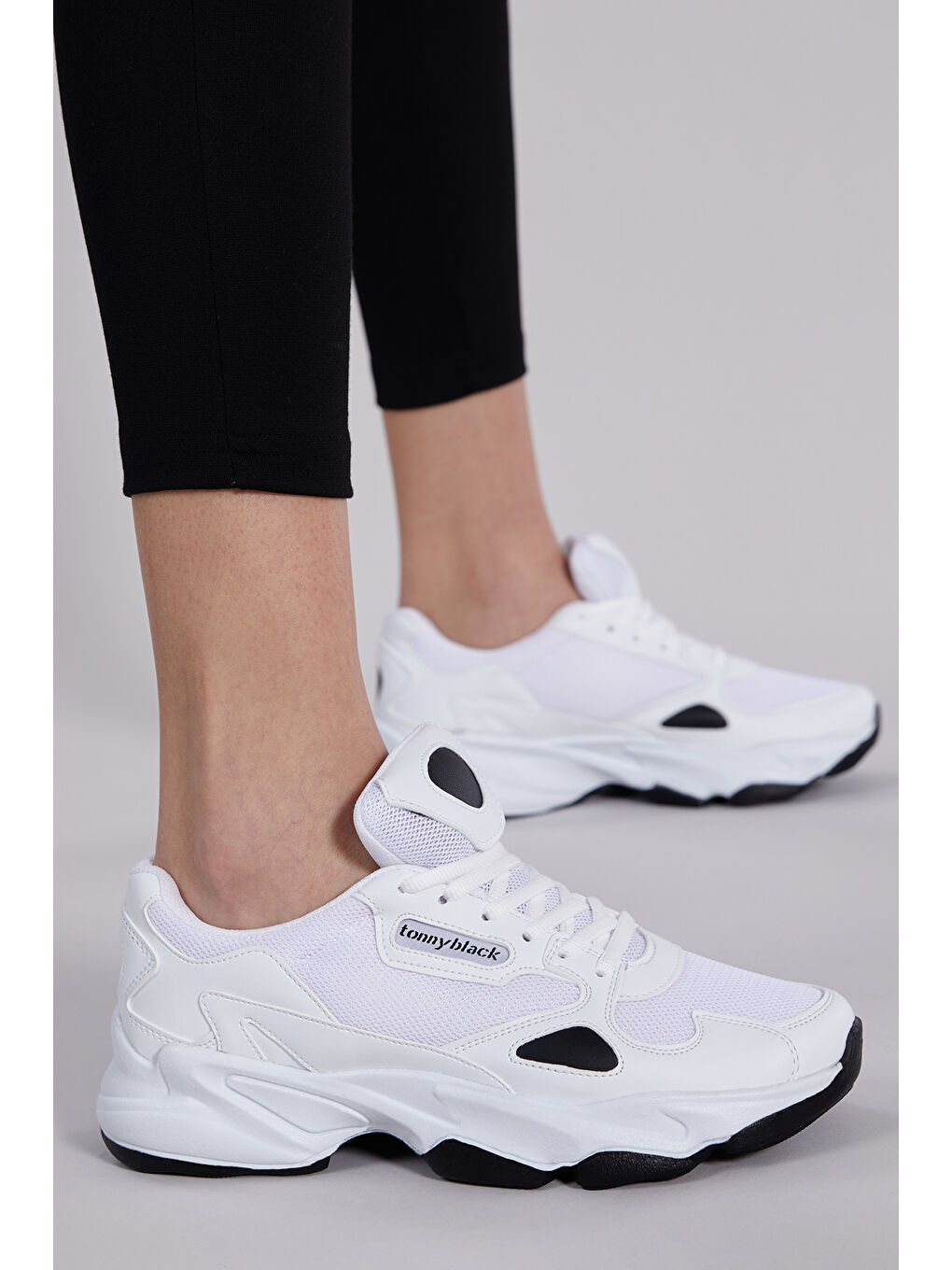 Unisex Beyaz Siyah Rahat Kalıp Yüksek Taban Bağcıklı Spor Ayakkabı-1