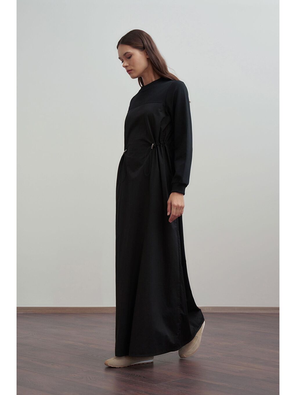 Siyah-Pamuklu Lastikli Bel Ayarlı Elbise-1