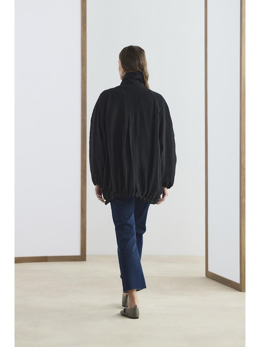 Dik Yaka Büzgülü Bomber Ceket Siyah-6